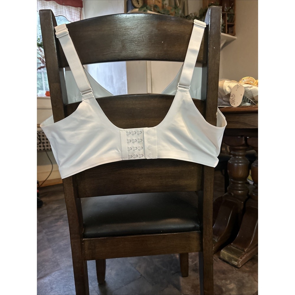 Lush Fitting Lifting Womens 44D Comfort Bra Wireless Padded White 6XL - Picture 4 of 7